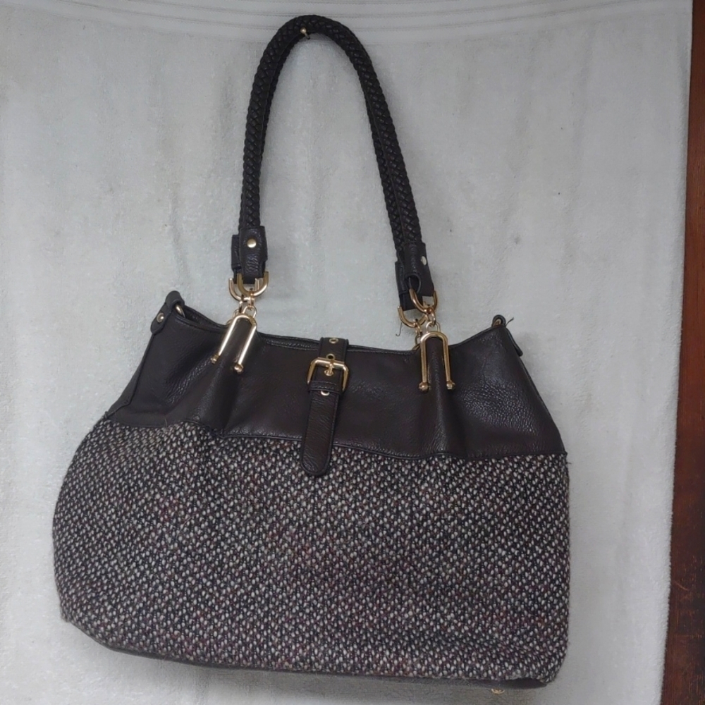 Black Rivet women's shoulder bag